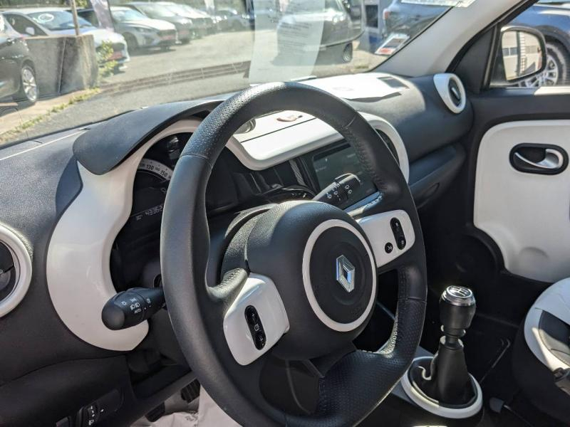 RENAULT Twingo d’occasion à vendre à AIX-EN-PROVENCE chez AIX AUTOMOBILES (Photo 8)