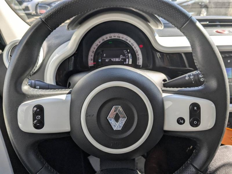 RENAULT Twingo d’occasion à vendre à AIX-EN-PROVENCE chez AIX AUTOMOBILES (Photo 9)