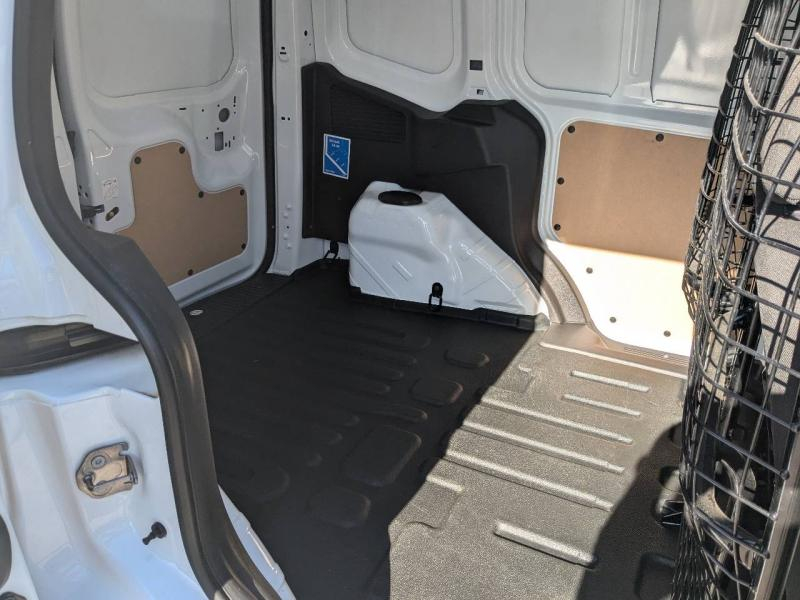 FORD Transit Courier VUL d’occasion à vendre à AIX-EN-PROVENCE chez AIX AUTOMOBILES (Photo 8)
