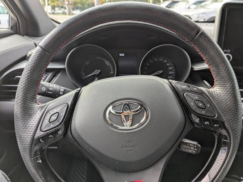 TOYOTA C-HR d’occasion à vendre à AIX-EN-PROVENCE chez AIX AUTOMOBILES (Photo 16)