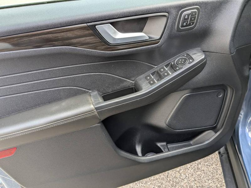 FORD Kuga d’occasion à vendre à AIX-EN-PROVENCE chez AIX AUTOMOBILES (Photo 9)