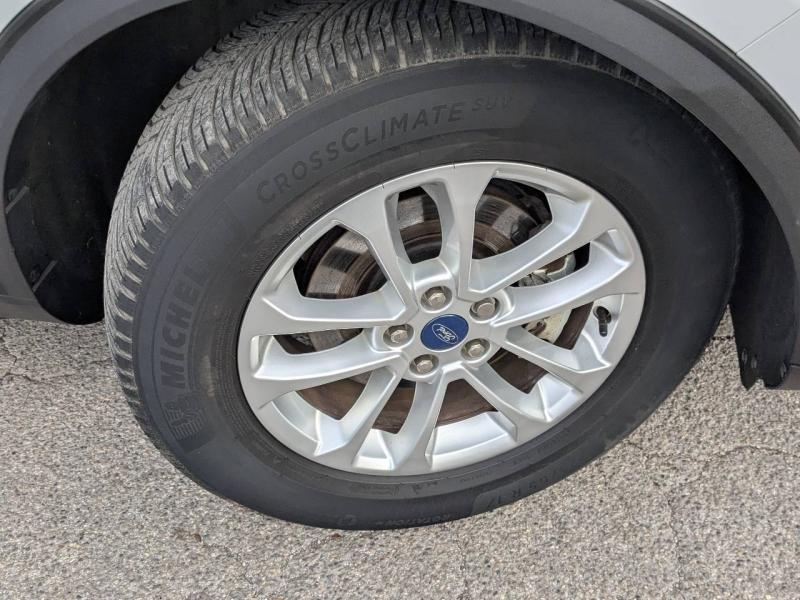 FORD Kuga d’occasion à vendre à AIX-EN-PROVENCE chez AIX AUTOMOBILES (Photo 4)