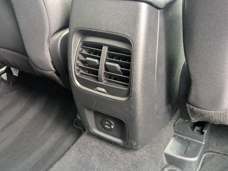 FORD Kuga d’occasion à vendre à AIX-EN-PROVENCE chez AIX AUTOMOBILES (Photo 8)