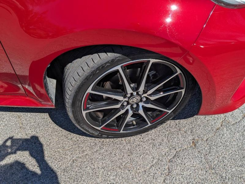 TOYOTA Yaris d’occasion à vendre à AIX-EN-PROVENCE chez AIX AUTOMOBILES (Photo 5)