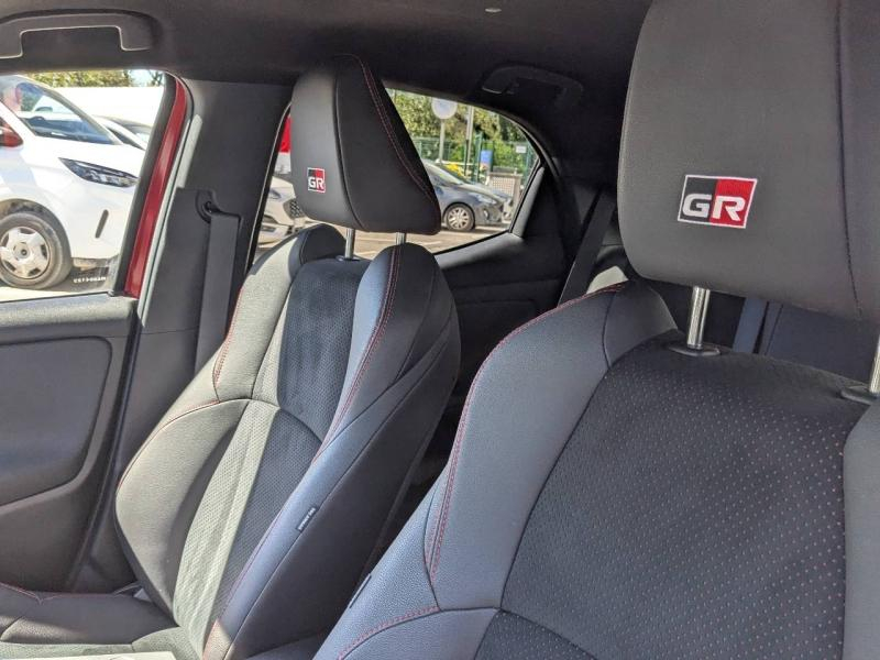 TOYOTA Yaris d’occasion à vendre à AIX-EN-PROVENCE chez AIX AUTOMOBILES (Photo 15)